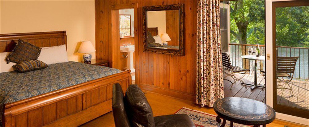 Lodge On Lake Lure Bagian luar foto