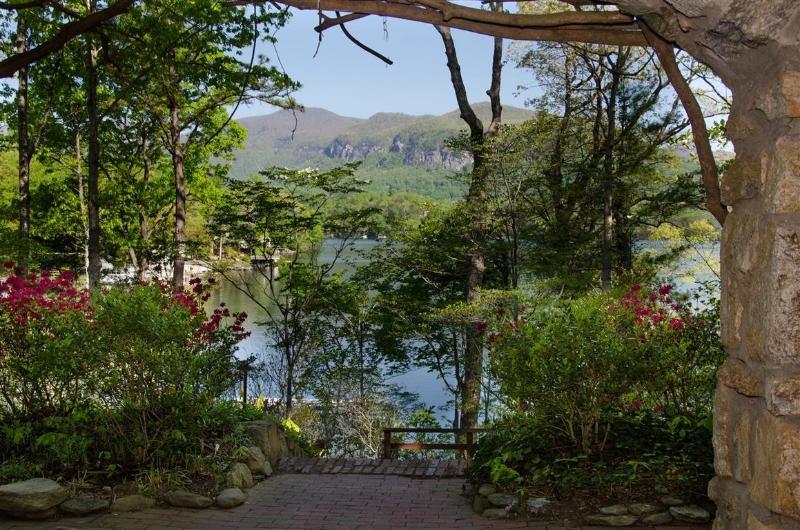 Lodge On Lake Lure Bagian luar foto